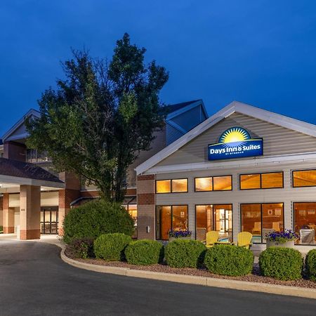 Days Inn & Suites By Wyndham Madison Zewnętrze zdjęcie
